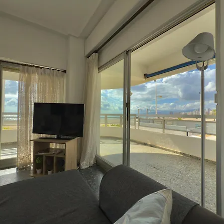 Beachfront Terrace - *